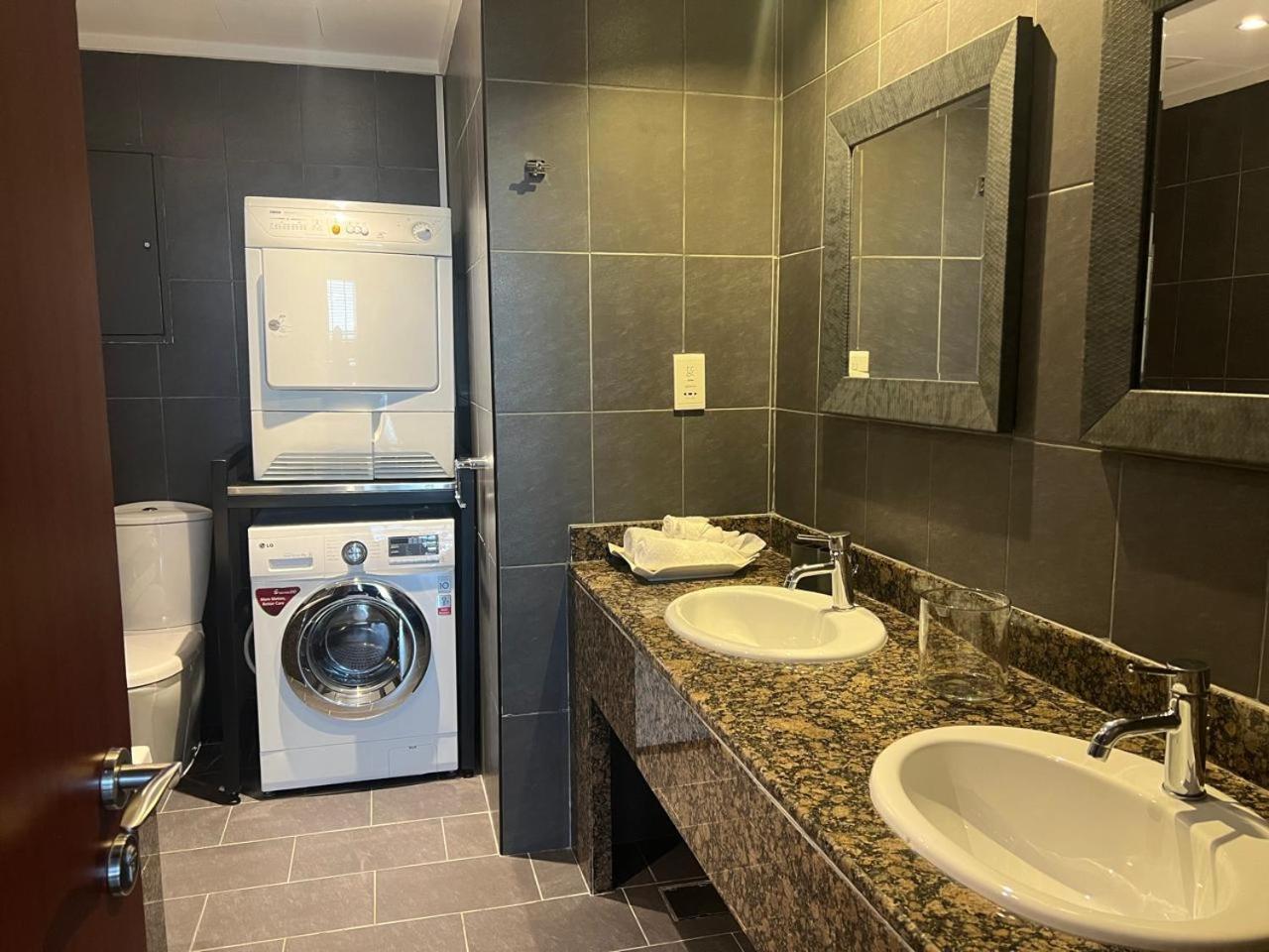 Jbr Marina View - 2br Apartment